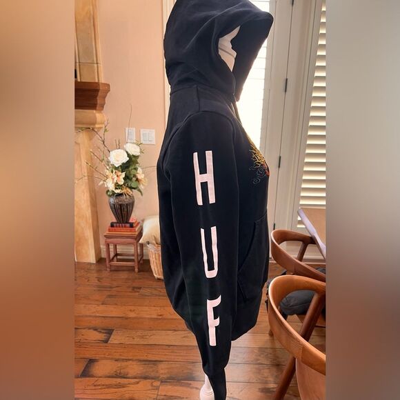 Dragon Embroidered Hoodie Black Heavyweight Streetwear Pullover S HUF - Picture 3 of 7